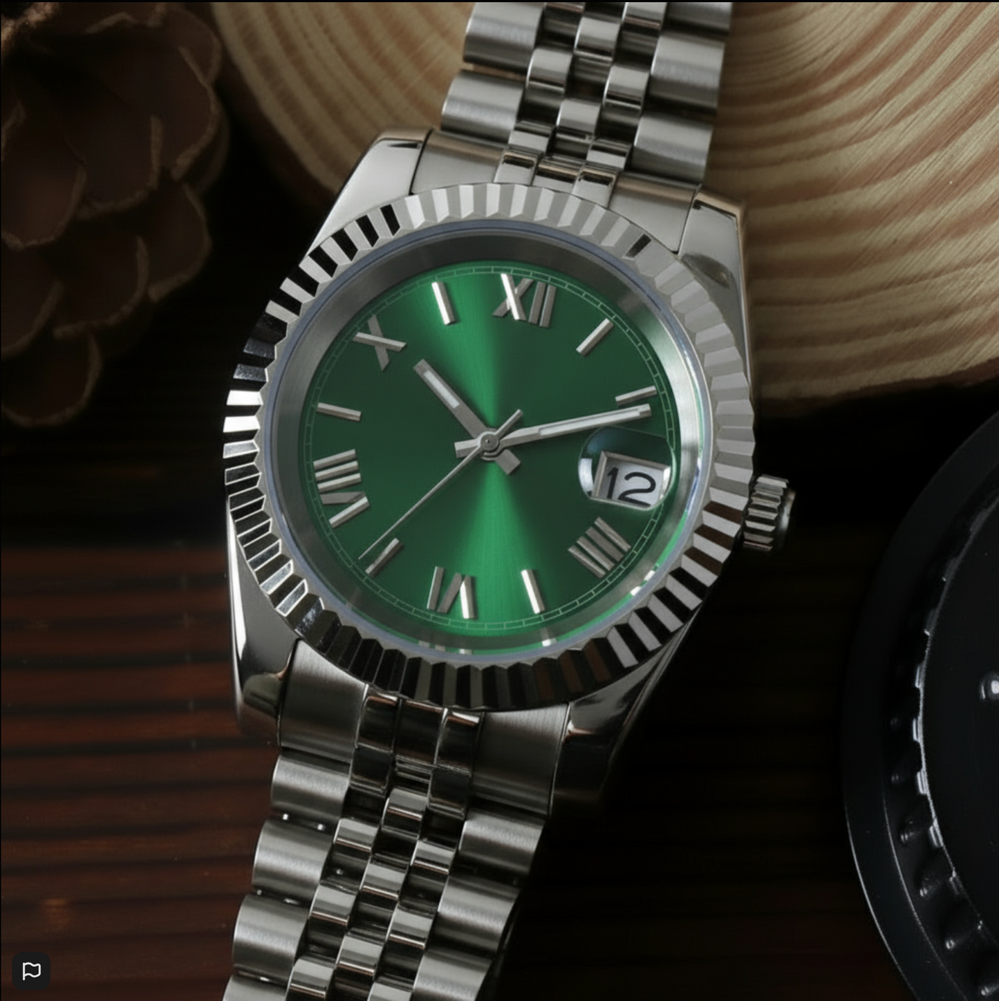 GREEN Roman Dial Steel Automatic – SEIKMOD LUX Edition