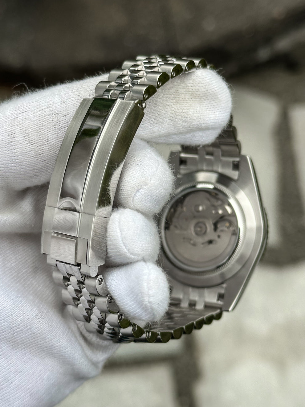 STEEL WHITE Roman Dial Steel Automatic – SEIKMOD LUX Edition